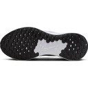 NIKE REVOLUTION 7