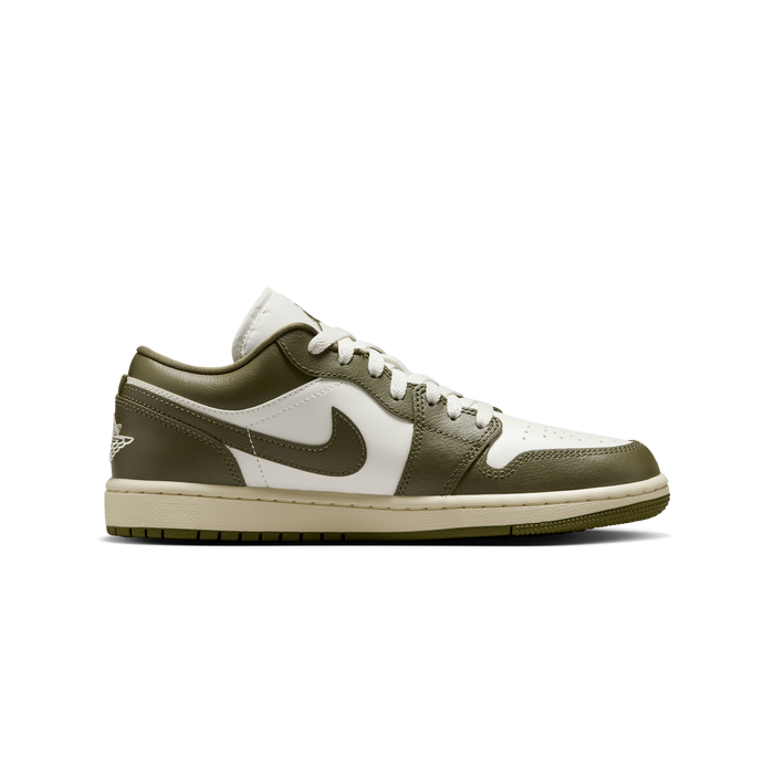 NIKE WMNS AIR JORDAN 1 LOW