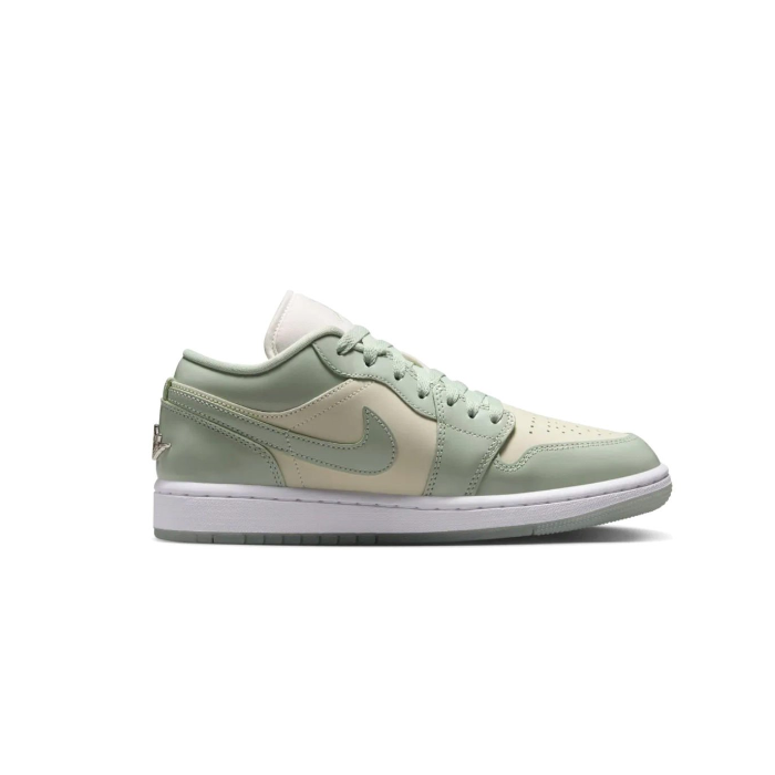NIKE WMNS AIR JORDAN 1 LOW SE
