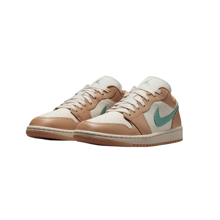 NIKE WMNS AIR JORDAN 1 LOW