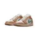NIKE WMNS AIR JORDAN 1 LOW