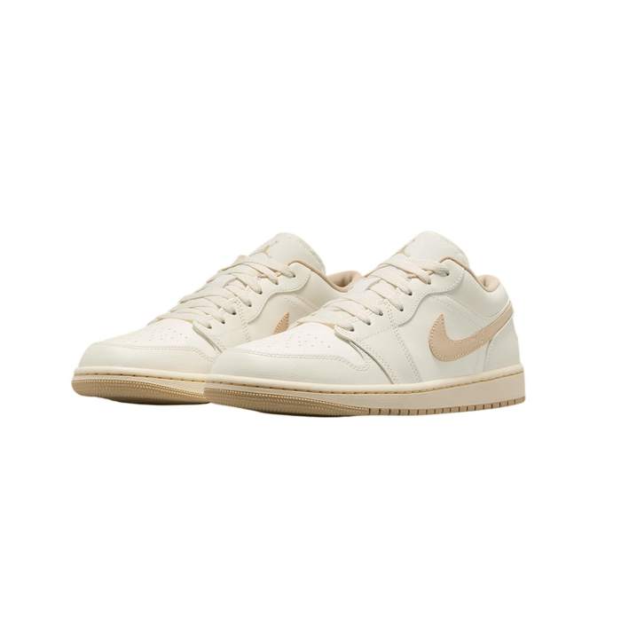 NIKE WMNS AIR JORDAN 1 LOW