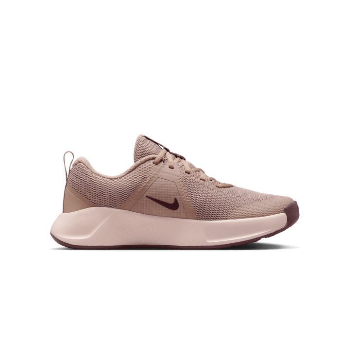 NIKE WMNS MC TRAINER 3