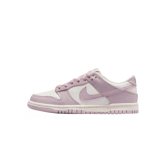 NIKE WMNS DUNK LOW BG