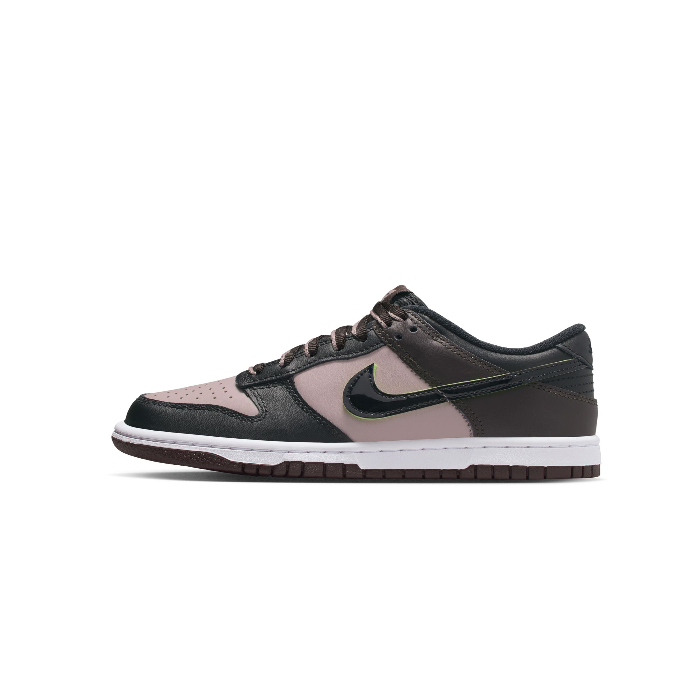 NIKE WMNS DUNK LOW SE D BG